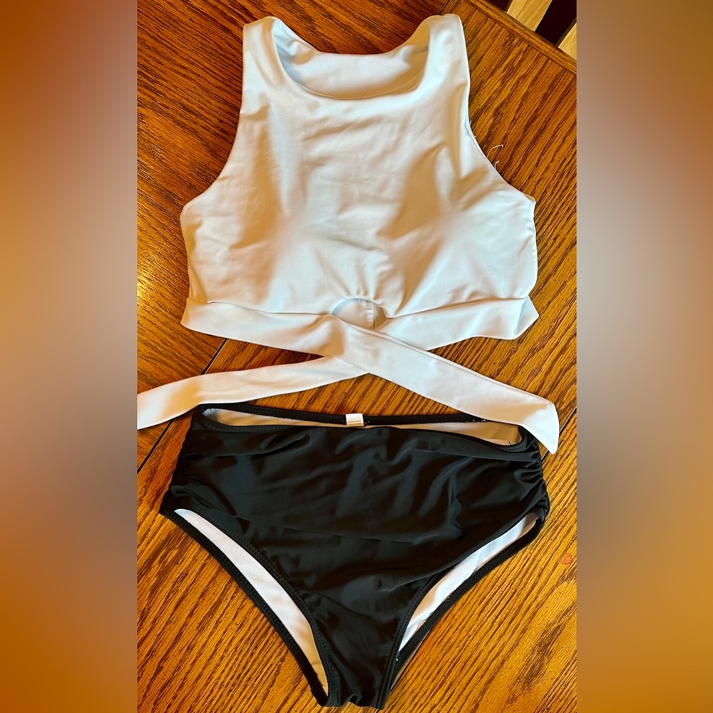 SHEIN Black and White High Waisted Swimsuit